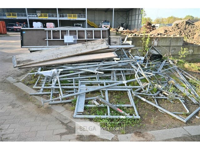 Partij steigermateriaal - afbeelding 2 van  9