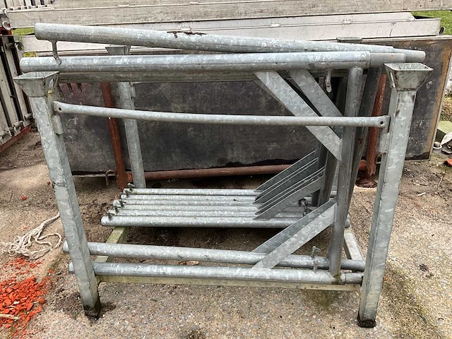 Partij steigermateriaal - afbeelding 23 van  25