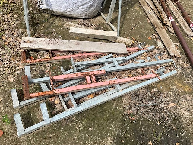 Partij steigermaterialen - afbeelding 4 van  12