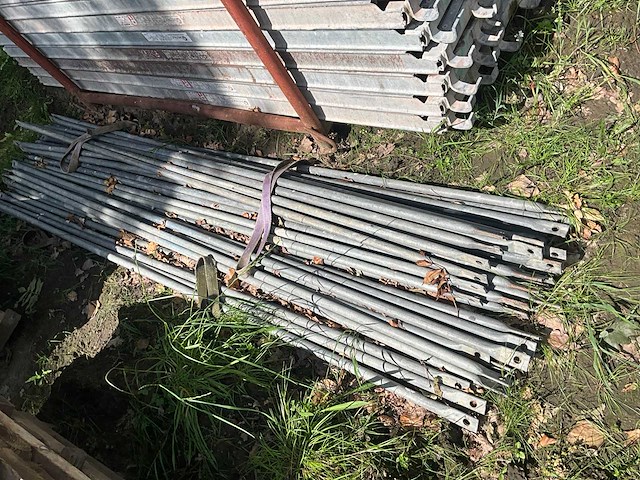 Partij steigermaterialen - afbeelding 10 van  12