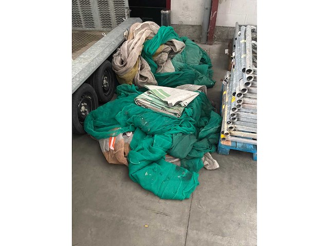 Partij steigernetten - afbeelding 1 van  3