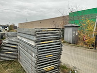 Partij steigeronderdelen - afbeelding 3 van  3