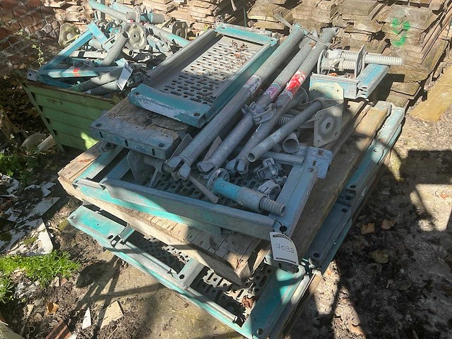 Partij steigeronderdelen - afbeelding 3 van  3