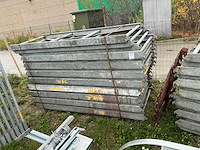 Partij steigeronderdelen - afbeelding 2 van  3