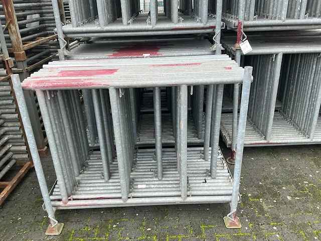 Partij steigeronderdelen - afbeelding 3 van  6