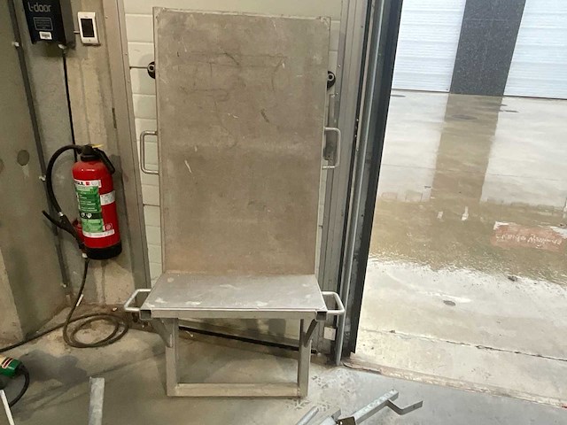 Partij steigersteunen - afbeelding 1 van  2