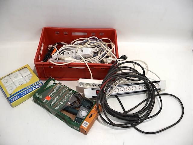 Partij stekkerdoos - afbeelding 1 van  5