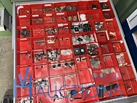 Partij stekkers en elektronische componenten kemasi - afbeelding 14 van  18