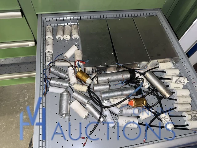 Partij stekkers en elektronische componenten kemasi - afbeelding 17 van  18