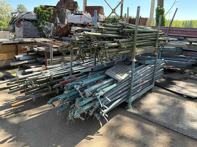 Partij stellingmateriaal - afbeelding 1 van  10