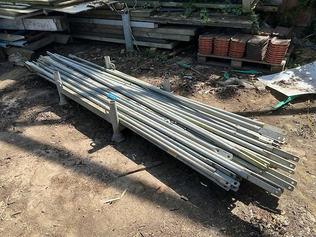 Partij stellingmateriaal - afbeelding 1 van  2