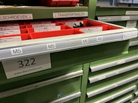 Partij stelschroeven, zwenkwielen en bevestigingsmateriaal - afbeelding 27 van  117
