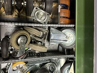 Partij stelschroeven, zwenkwielen en bevestigingsmateriaal - afbeelding 30 van  117