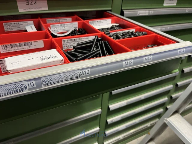 Partij stelschroeven, zwenkwielen en bevestigingsmateriaal - afbeelding 50 van  117