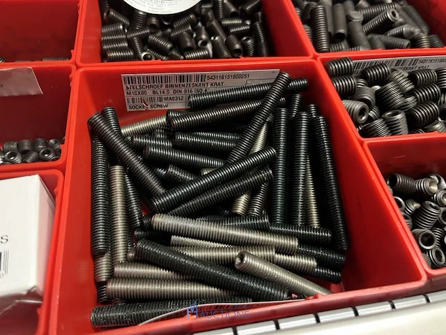 Partij stelschroeven, zwenkwielen en bevestigingsmateriaal - afbeelding 64 van  117
