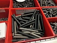Partij stelschroeven, zwenkwielen en bevestigingsmateriaal - afbeelding 64 van  117