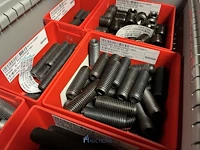 Partij stelschroeven, zwenkwielen en bevestigingsmateriaal - afbeelding 71 van  117