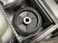 Partij stelschroeven, zwenkwielen en bevestigingsmateriaal - afbeelding 104 van  117