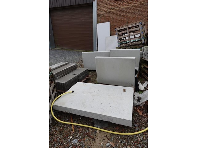 Partij stenen, betonblokken - afbeelding 6 van  8