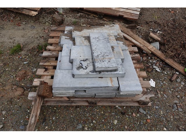 Partij stenen, betonblokken - afbeelding 8 van  8
