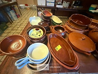 Partij stenen kommen/braadsledes - afbeelding 2 van  3