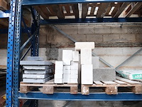 Partij stenen - afbeelding 1 van  6