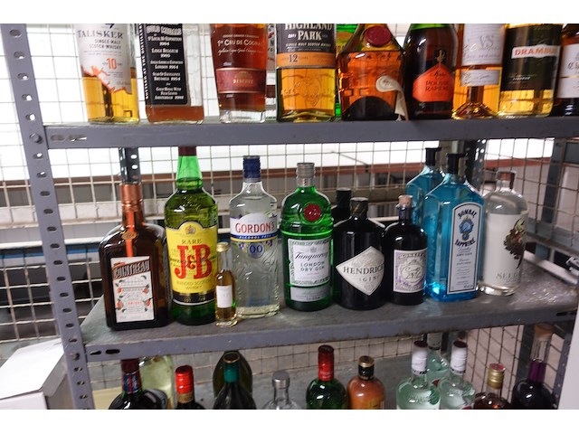 Partij sterke drank - afbeelding 7 van  14