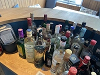 Partij sterke dranken en likeuren - afbeelding 4 van  4