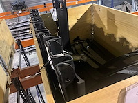 Partij steunen brandstoftanks man (8x) - afbeelding 2 van  8