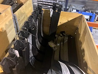 Partij steunen brandstoftanks man (8x) - afbeelding 6 van  8