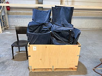Partij stoelen met overtrek - afbeelding 1 van  2