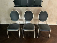 Partij stoelen voor restaurant en feestzaal (85x)