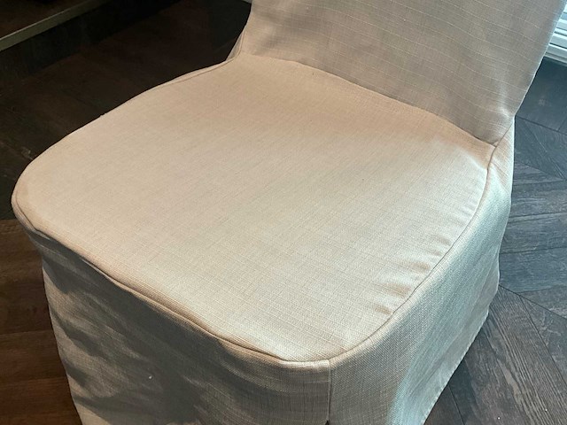 Partij stoelen voor restaurant en feestzaal (85x) - afbeelding 6 van  18