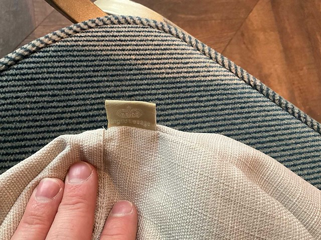 Partij stoelen voor restaurant en feestzaal (85x) - afbeelding 10 van  18