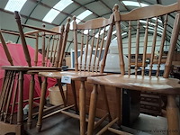 Partij stoelen - afbeelding 1 van  1