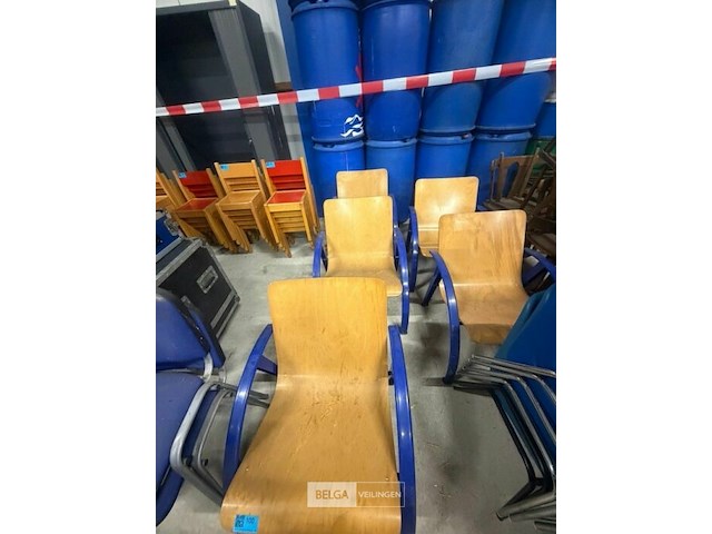 Partij stoelen - afbeelding 1 van  4