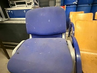 Partij stoelen - afbeelding 2 van  4