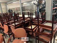 Partij stoffen stoelen niet stapelbaar