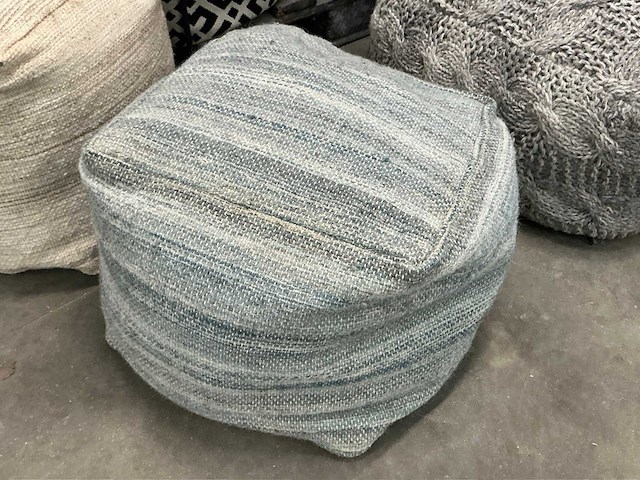 Partij stoffen zitpoefen (10x) - afbeelding 3 van  7