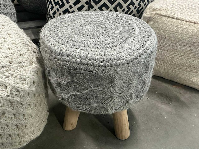 Partij stoffen zitpoefen (10x) - afbeelding 6 van  7