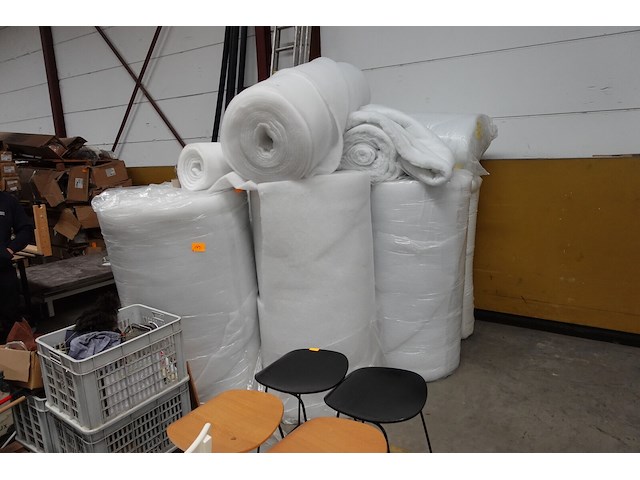 Partij stoffen - afbeelding 2 van  4