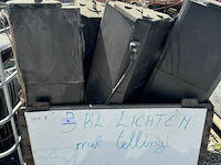 Partij stoplichten incl bak