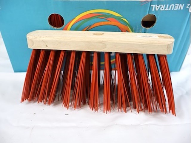 Partij straatborstels - afbeelding 2 van  3