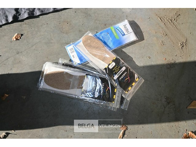 Partij t-shirts en inlegzolen - afbeelding 5 van  7