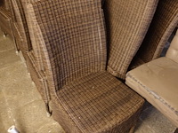 Partij tafel en stoelen - afbeelding 4 van  6