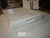 Partij tafels en stoelen - afbeelding 9 van  9