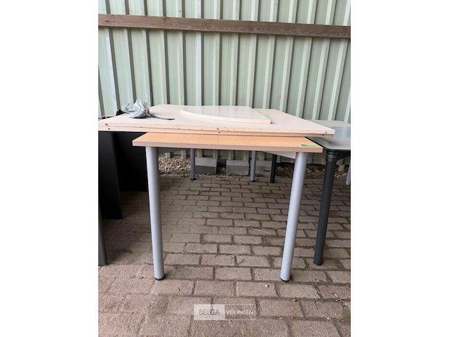 Partij tafels - afbeelding 2 van  3