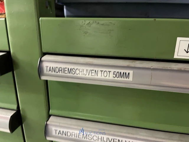 Partij tandriemen, aandrijfriemen en riempoelies - afbeelding 9 van  77