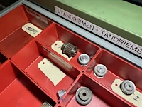 Partij tandriemen, aandrijfriemen en riempoelies - afbeelding 11 van  77