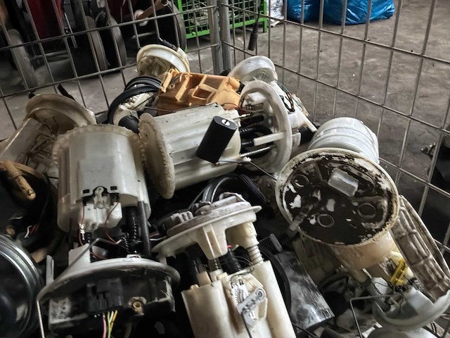 Partij tankvlotters (70x) - afbeelding 2 van  8